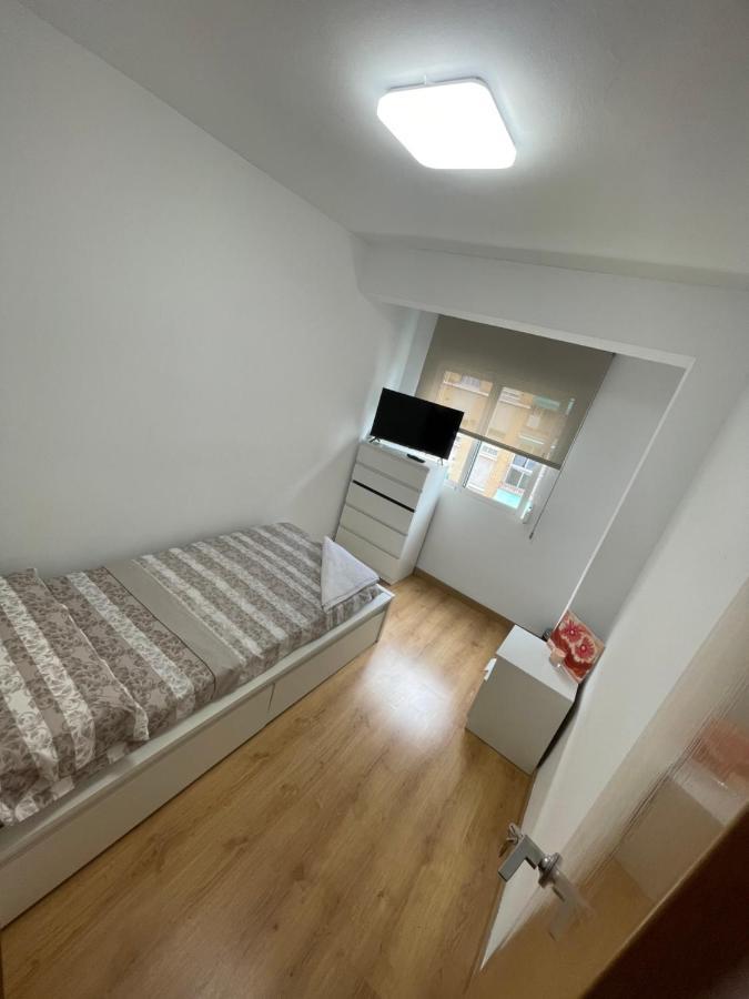Habitacion Privada En Piso Compartido 호텔 발렌시아 외부 사진